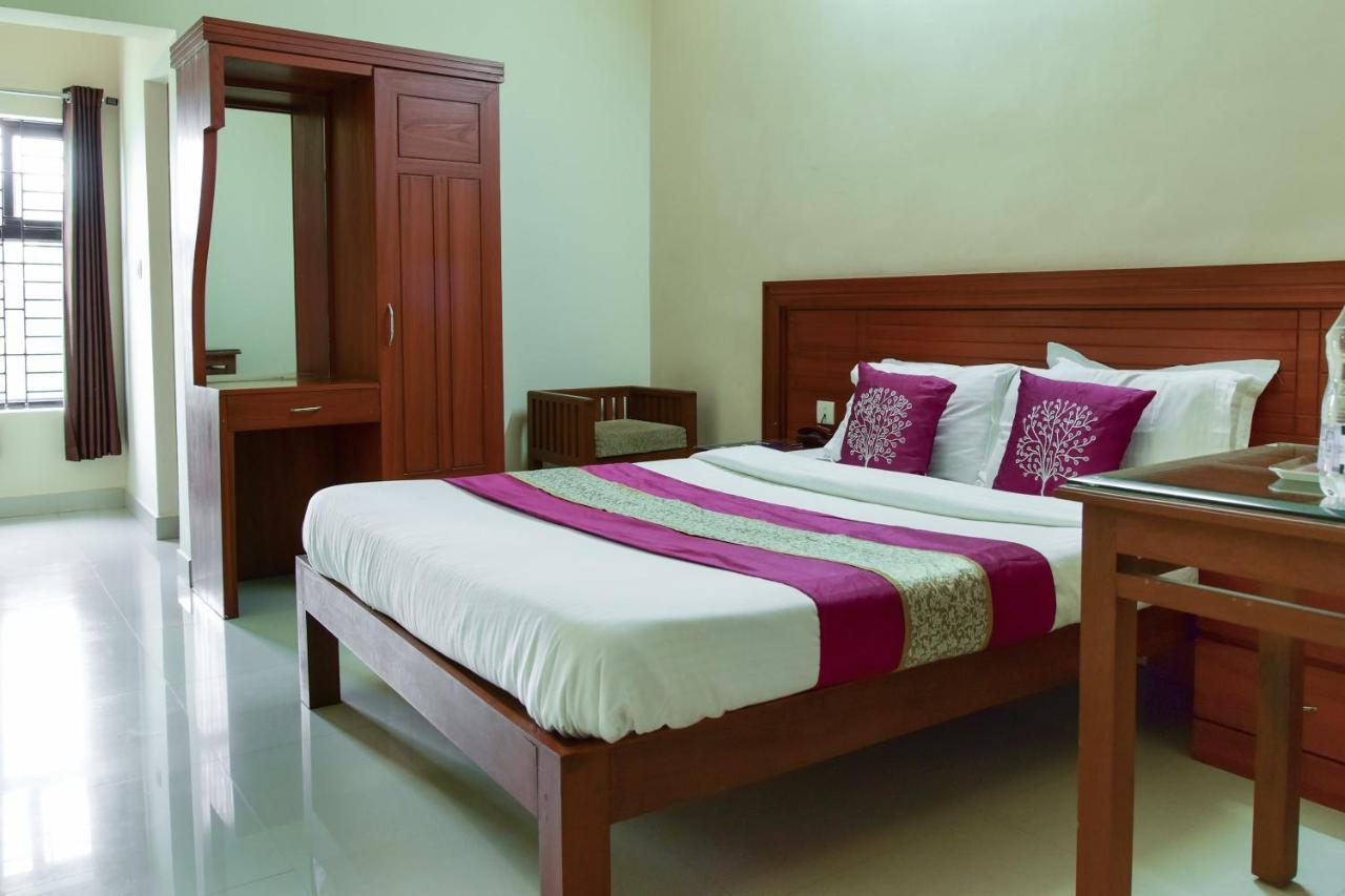Oyo 9404 Hotel White Fort Mananthavady Exterior foto